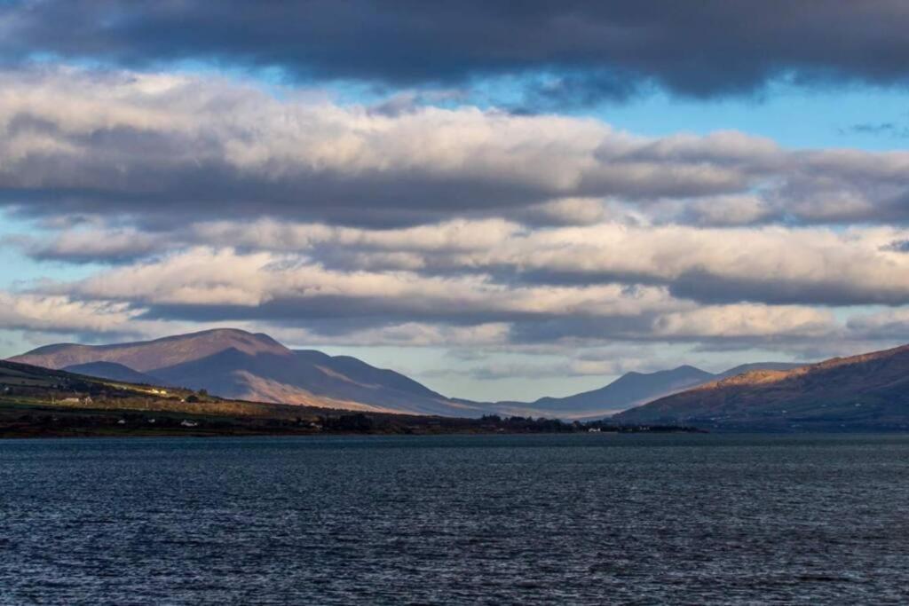 Skellig View Bluebell Rose & The Kerry Cliffs Leilighet Portmagee Eksteriør bilde